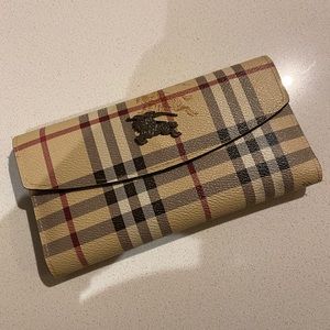 Burberry wallet
